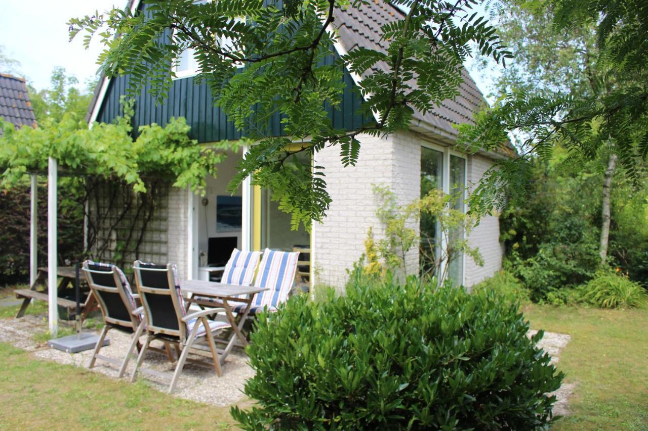 Bungalows - Bungalowpark Mooyeveld - Uniek Gelegen In De Duinen! Egmond-Binnen Pokój zdjęcie