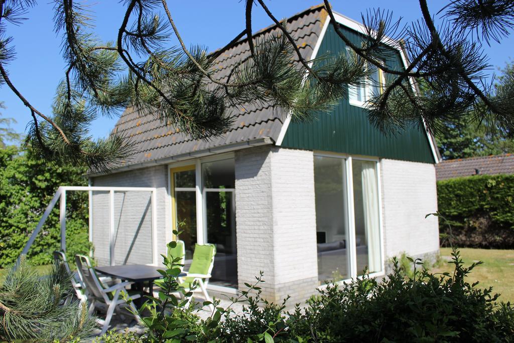 Bungalows - Bungalowpark Mooyeveld - Uniek Gelegen In De Duinen! Egmond-Binnen Zewnętrze zdjęcie
